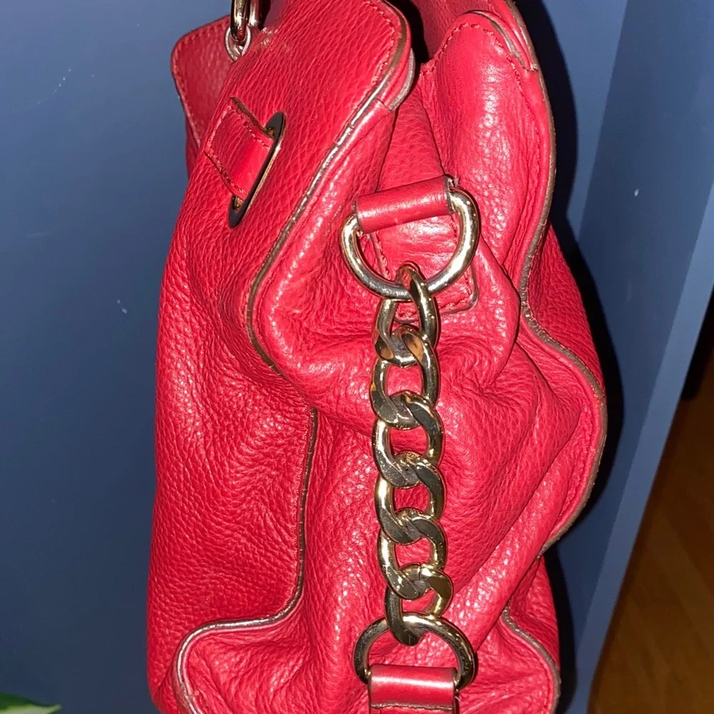 Michael Kors Hamilton‎ Red Pebbled Leather Shoulder Bag